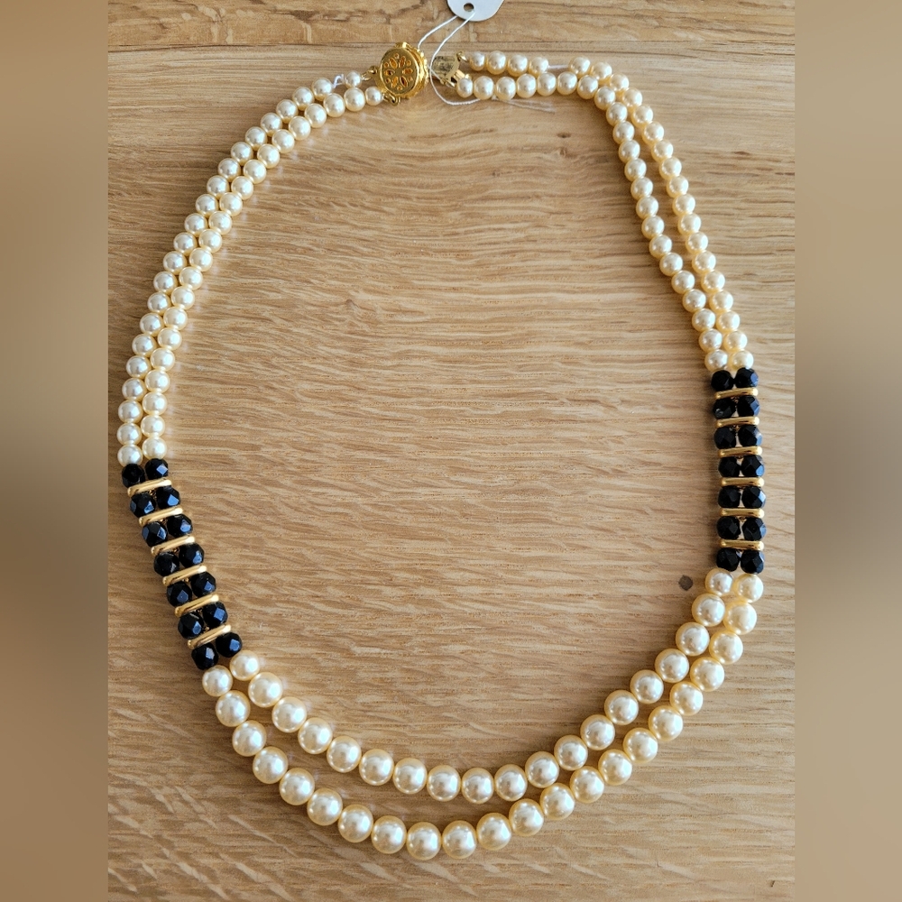 Double Strand Faux Pearl Necklace – Black & Gold – Elegant Statement Piece - Picture 4 of 6